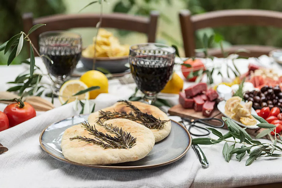 Gastblog: Cooking Catrin - Ciao Italia, ciao Oliven Focaccia mit Rosmarin