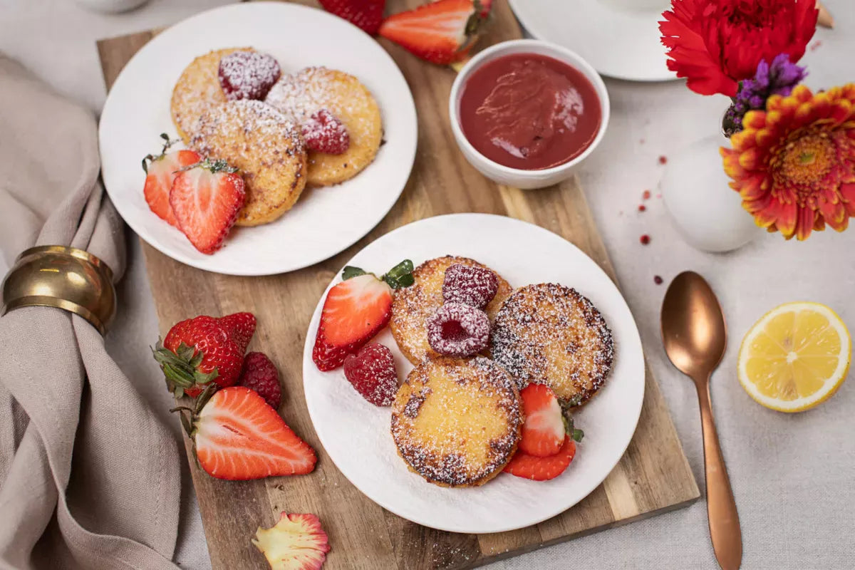 Gastblog: Cooking Catrin - Grießschnitten mit Erdbeeren & Rhabarbermus